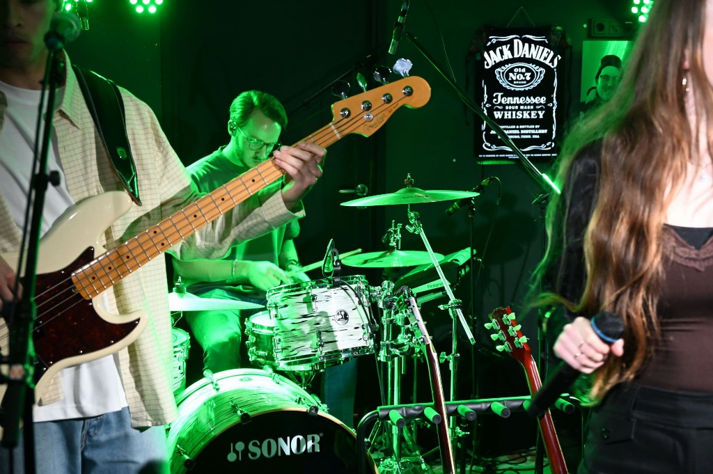 ../Images/10 jaar Ro's Barbershop 056.jpg